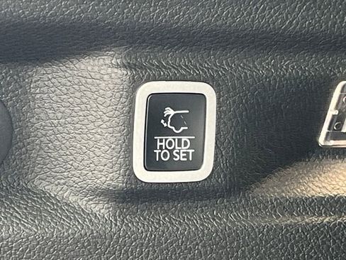 New 2026 Jeep Grand Cherokee L Limited w/ Limited Altitude Package image 35