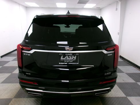 Used 2024 Cadillac XT6 Premium Luxury w/ Technology Package AWD/4WD image 14
