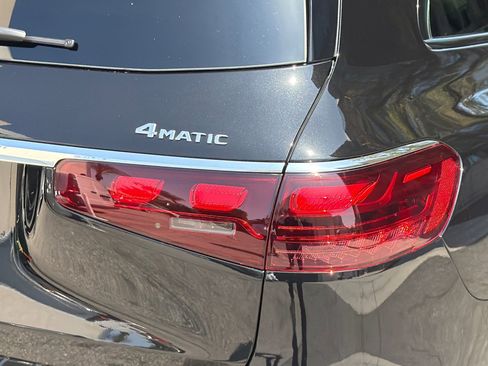 New 2026 Mercedes-Benz GLS 450 4MATIC image 28