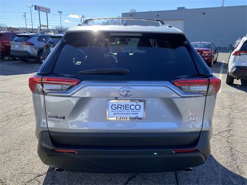 New 2025 Toyota RAV4 XLE image 4