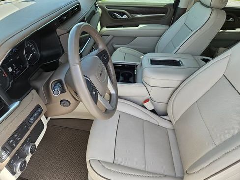 Used 2021 GMC Yukon Denali AWD/4WD image 14