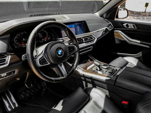 Used 2020 BMW X5 xDrive40i w/ M Sport Package AWD/4WD image 2