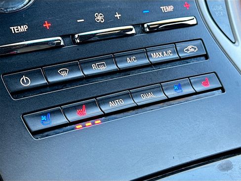 Used 2020 Lincoln Nautilus Black Label w/ Class II Trailer Tow Package image 21