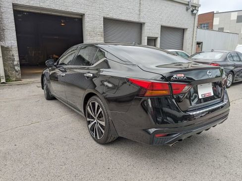 Used 2020 Nissan Altima 2.5 Platinum image 9