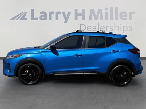 Used 2022 Nissan Kicks SR w/ Interior Electronics Package image 2