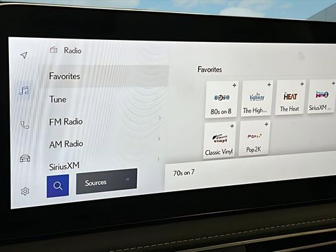 Used 2024 Lexus LS 500 w/ Interior Upgrade Package image 15