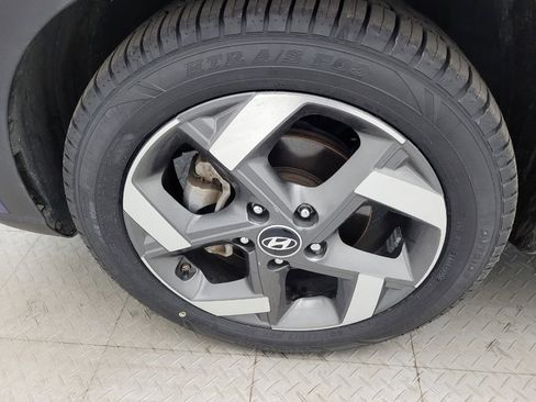 Used 2022 Hyundai Venue SEL w/ Cargo Package image 31