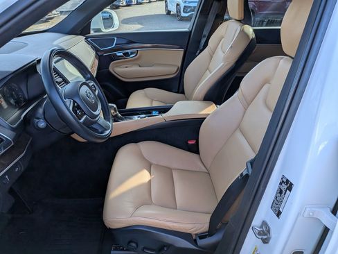 Used 2019 Volvo XC90 T6 Momentum w/ Advanced Package image 13