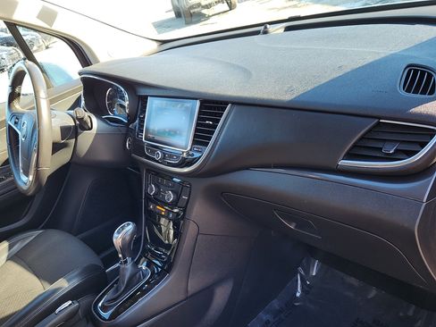 Used 2018 Buick Encore Preferred image 29