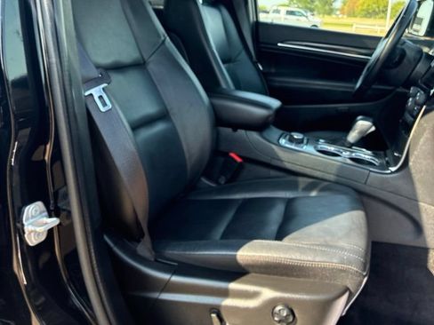 Used 2022 Jeep Grand Cherokee Limited AWD/4WD image 11