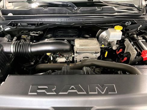 Used 2022 RAM 1500 Limited w/ Body Color Bumper Group AWD/4WD image 30