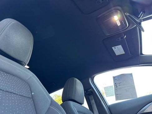 Used 2025 Chevrolet Equinox EV LT w/ Comfort Package AWD/4WD image 18