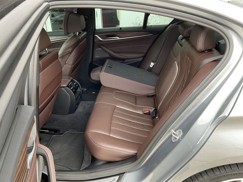 Certified 2023 BMW 540i w/ Executive Package image 27