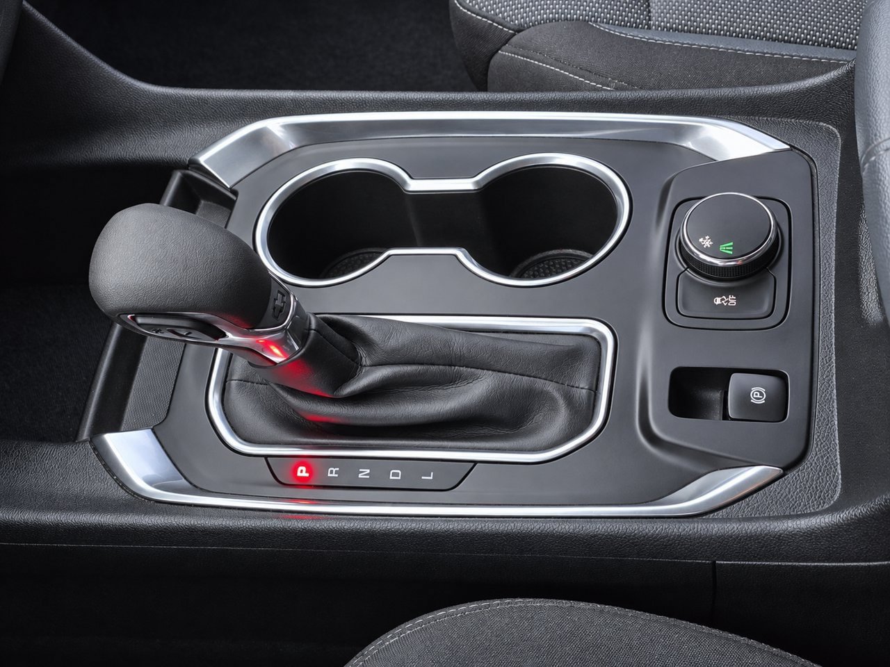 Certified 2021 Chevrolet Traverse LT FWD image 19