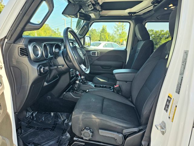 Used 2021 Jeep Wrangler Unlimited Sahara AWD/4WD image 17