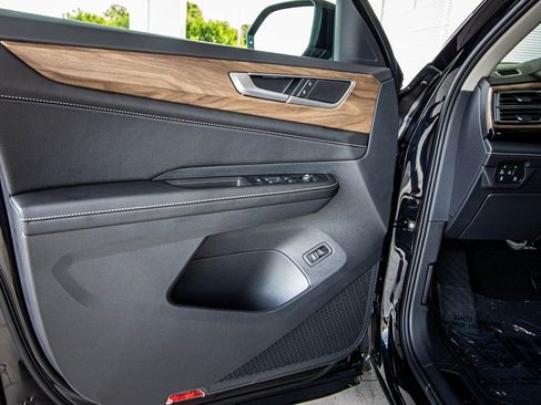 New 2026 Volkswagen Atlas SE image 26