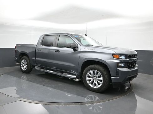 Used 2020 Chevrolet Silverado 1500 Custom w/ Custom Value Package image 7