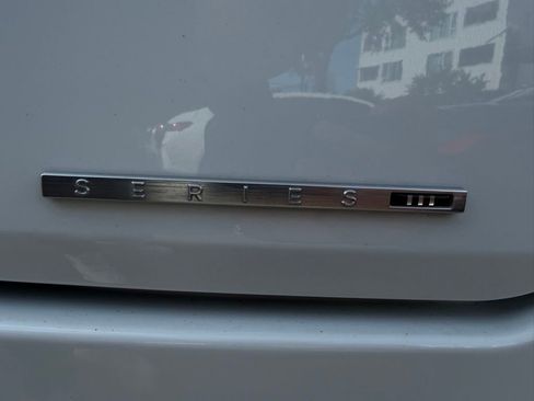 Used 2023 Jeep Wagoneer Series III w/ Flexible Seating Group image 6