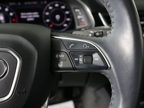 Used 2018 Audi Q7 3.0T Prestige w/ Prestige Package image 36