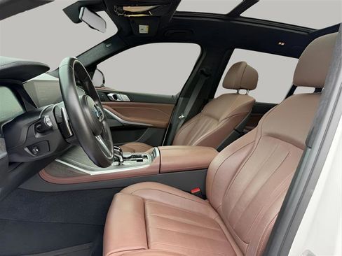 Used 2020 BMW X7 xDrive40i w/ M Sport Package AWD/4WD image 22