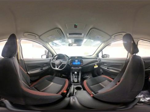 New 2025 Nissan Versa SR w/ Trunk Package image 34