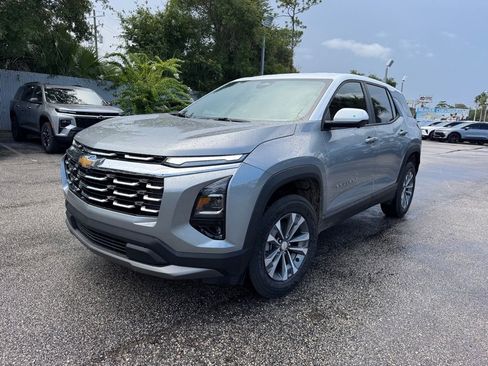 New 2026 Chevrolet Equinox LT w/ Convenience Package II FWD image 4