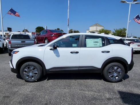 New 2026 Nissan Kicks S FWD image 3