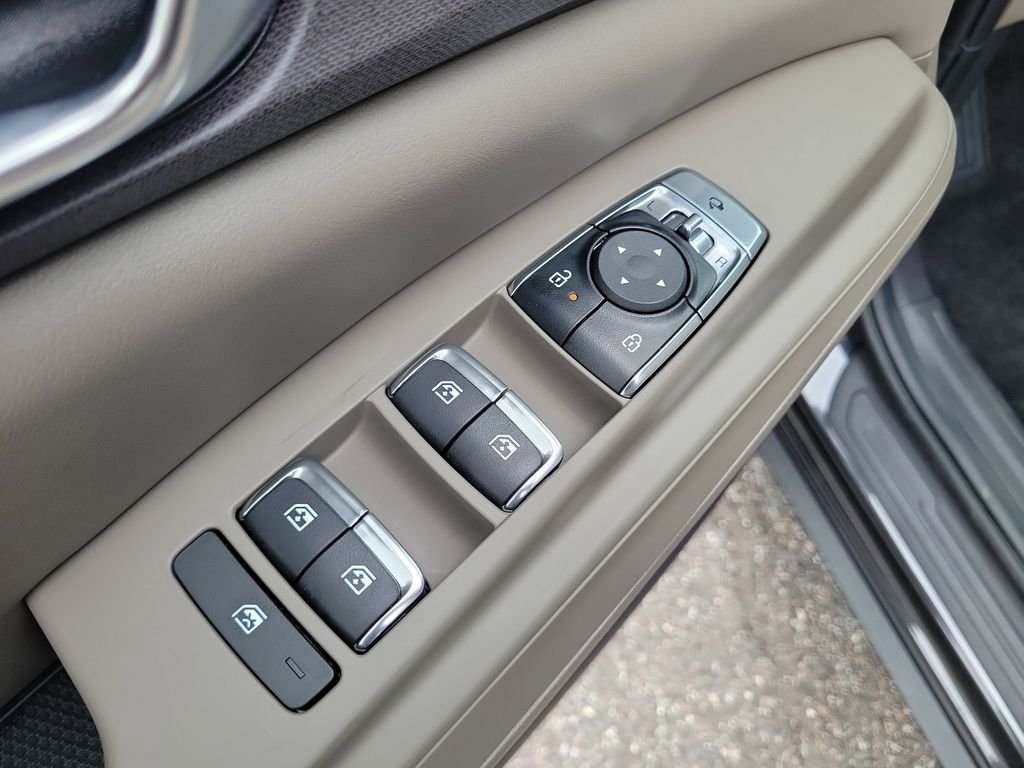 New 2026 Kia Carnival SX FWD image 22