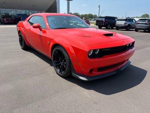 Used 2020 Dodge Challenger R/T Scat Pack RWD image 2