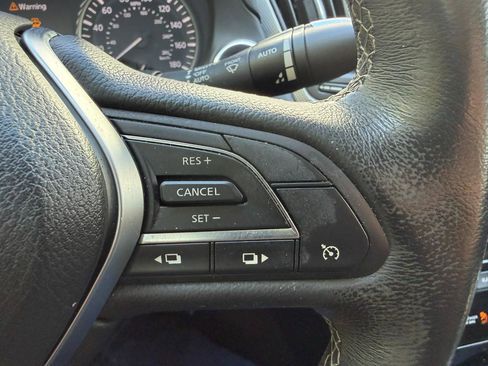 Used 2019 INFINITI Q50 Signature Edition w/ Cargo Package (L96) image 31