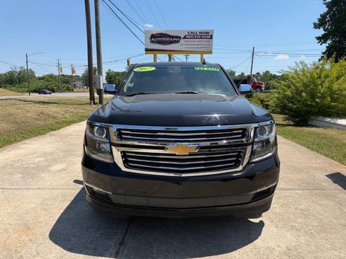 Used 2017 Chevrolet Tahoe Premier RWD image 3