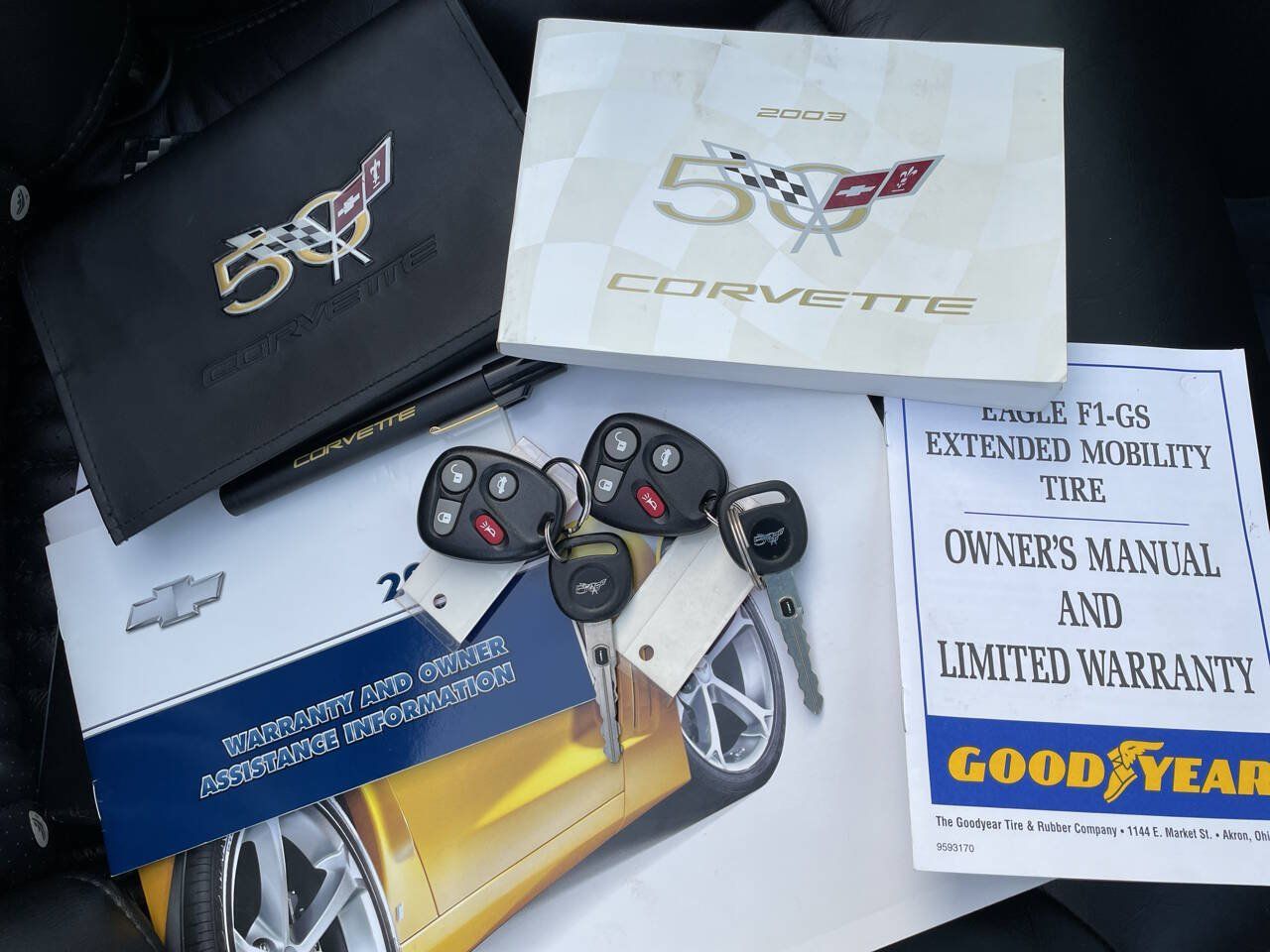 Used 2003 Chevrolet Corvette Convertible w/ Preferred Equipment Group1 RWD image 18