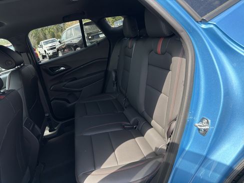 New 2026 Chevrolet Trax RS w/ Sunroof Package FWD image 20