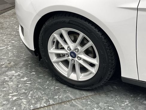 Used 2018 Ford Focus SE FWD image 23