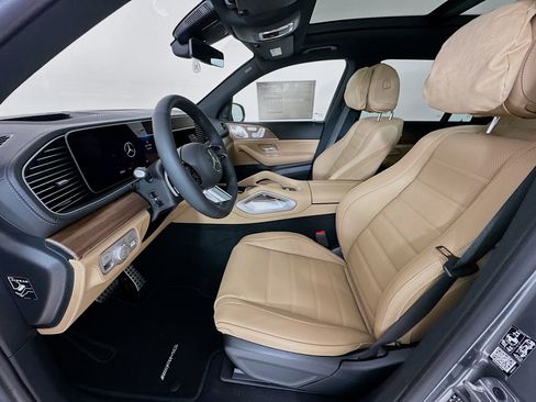 New 2026 Mercedes-Benz GLS 450 4MATIC image 23