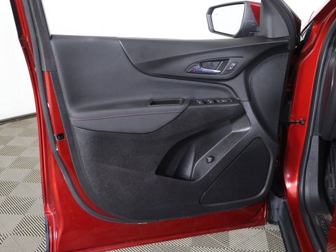 Used 2023 Chevrolet Equinox RS image 23