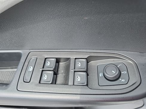 Used 2024 Volkswagen Taos S AWD/4WD image 27