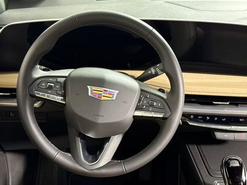 Used 2024 Cadillac XT4 Luxury FWD image 24