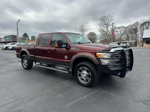 Used 2016 Ford F250 Lariat w/ Lariat Ultimate Package AWD/4WD image 4