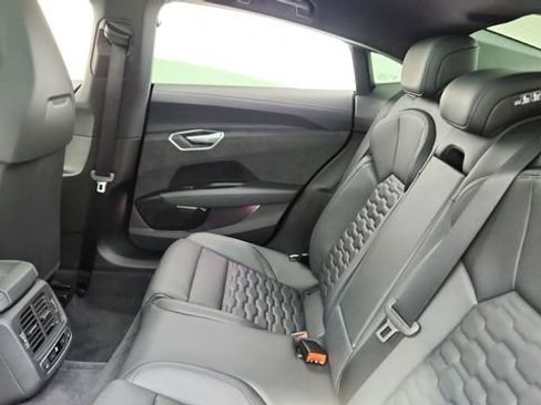 Used 2023 Audi e-tron GT Premium Plus w/ Performance Package image 28