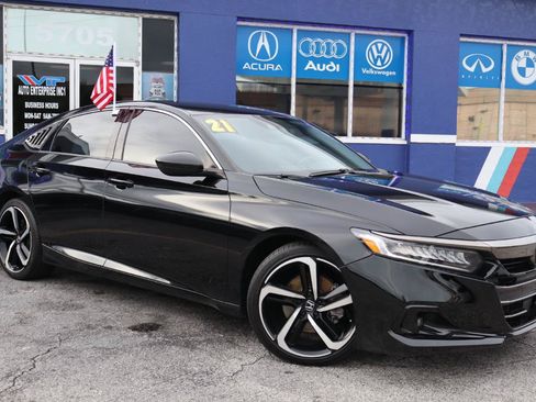 Used 2021 Honda Accord Sport Special Edition image 4
