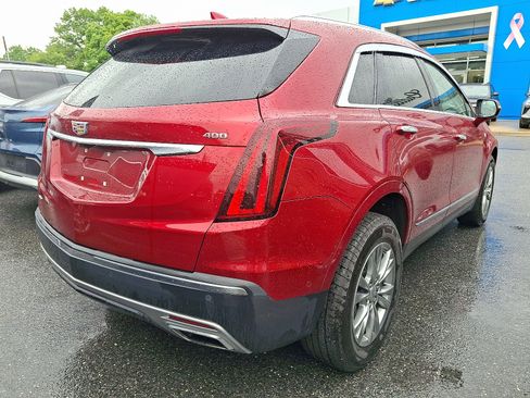 Certified 2022 Cadillac XT5 Premium Luxury w/ Technology Package AWD/4WD image 5