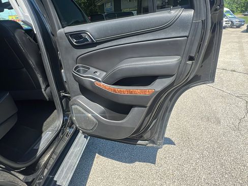 Used 2017 Chevrolet Tahoe Premier AWD/4WD image 17