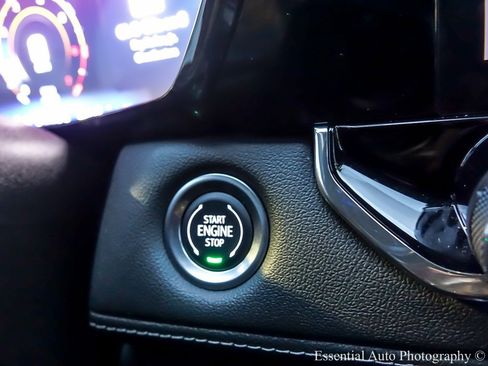 Used 2025 Chevrolet Colorado LT w/ Advanced Trailering Package image 21