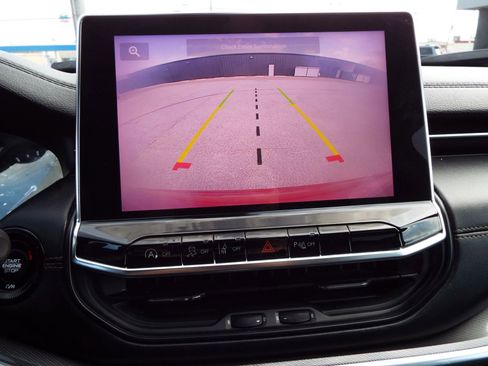 Used 2023 Jeep Compass Limited w/ Red Edition image 17