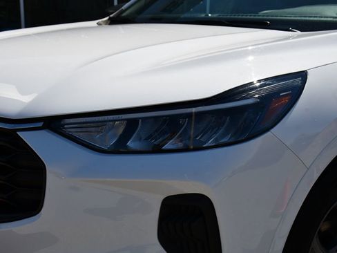 Used 2023 Ford Escape ST-Line w/ Tech Pack #1 AWD/4WD image 40