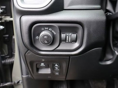 Used 2026 RAM 1500 Big Horn AWD/4WD image 12