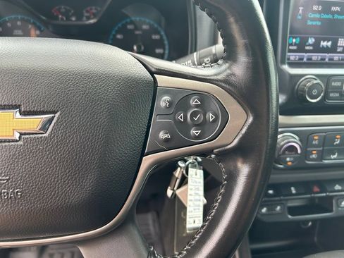 Used 2018 Chevrolet Colorado Z71 AWD/4WD image 13