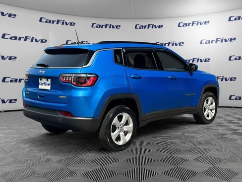 Used 2019 Jeep Compass Latitude w/ Popular Equipment Group AWD/4WD image 6