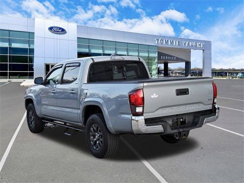 Used 2021 Toyota Tacoma SR5 image 2